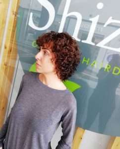 moldeado de pelo corto orgánico