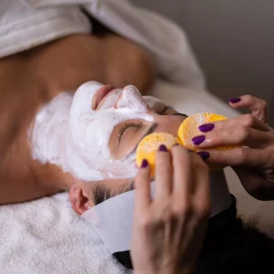 7 sesiones Em'age + Kit Mantenimiento en Casa